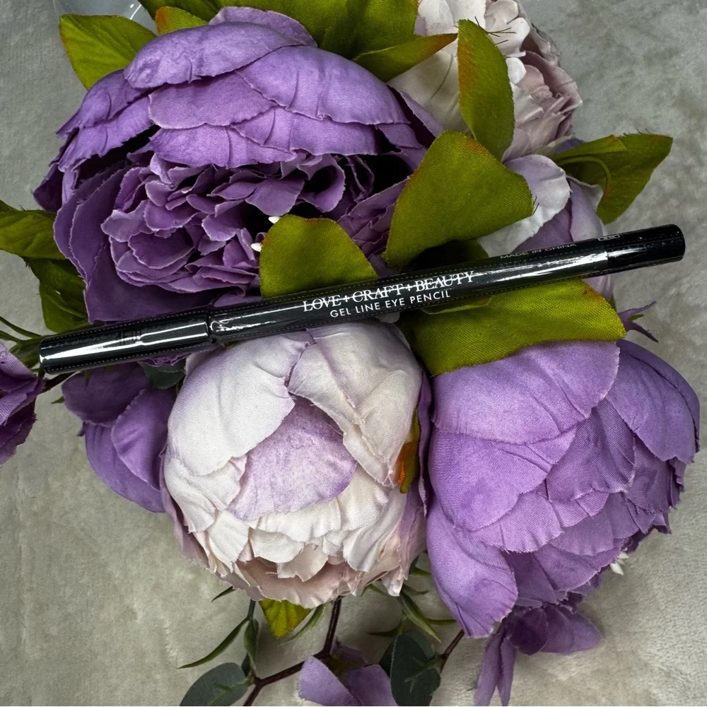 NEW Love Craft Beauty Gel Line Eye Pencil in Motor